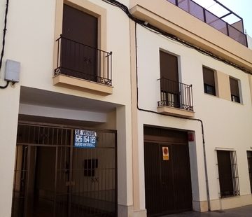 CALLE SALVADOR EQUIPADA, patio, garaje, trastero